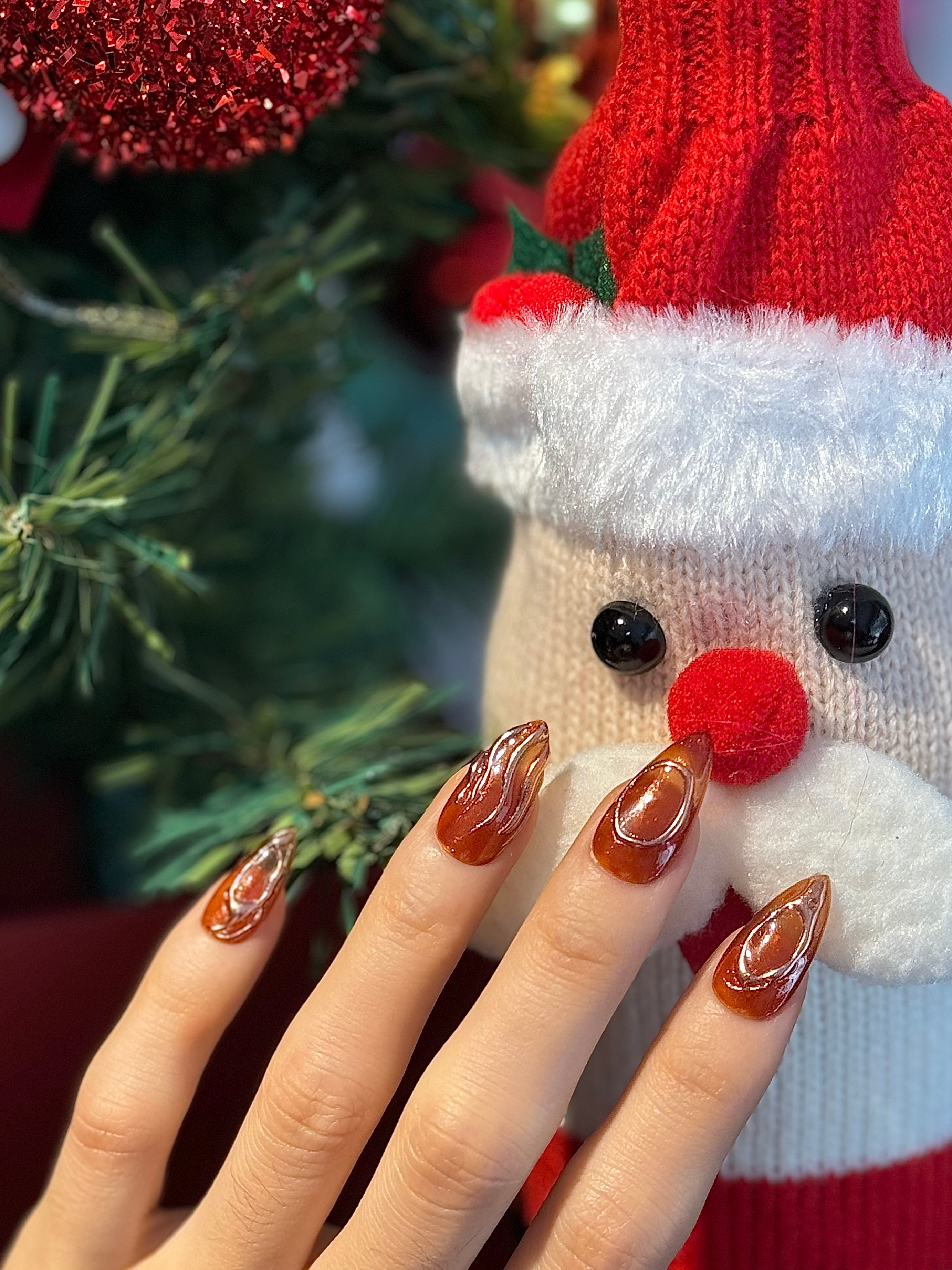 Brown Nail Art with Texture and Line Texture