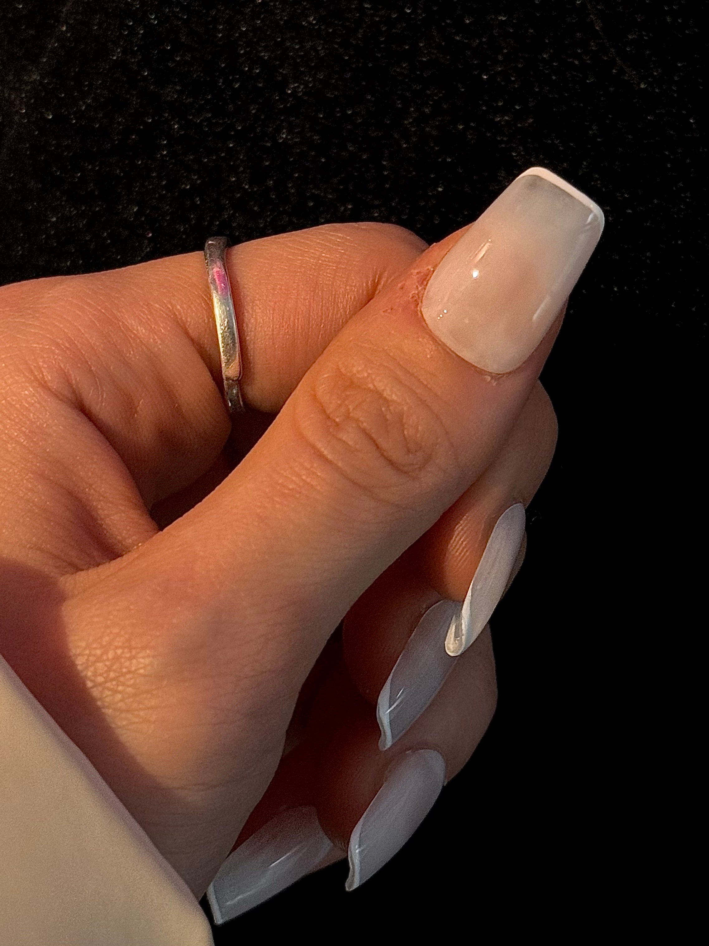 Transparent clean white french mediem length pressonnail