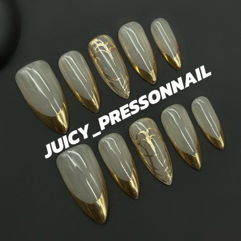 Golden French minimalist manicure - JUICY Pressonnail - 