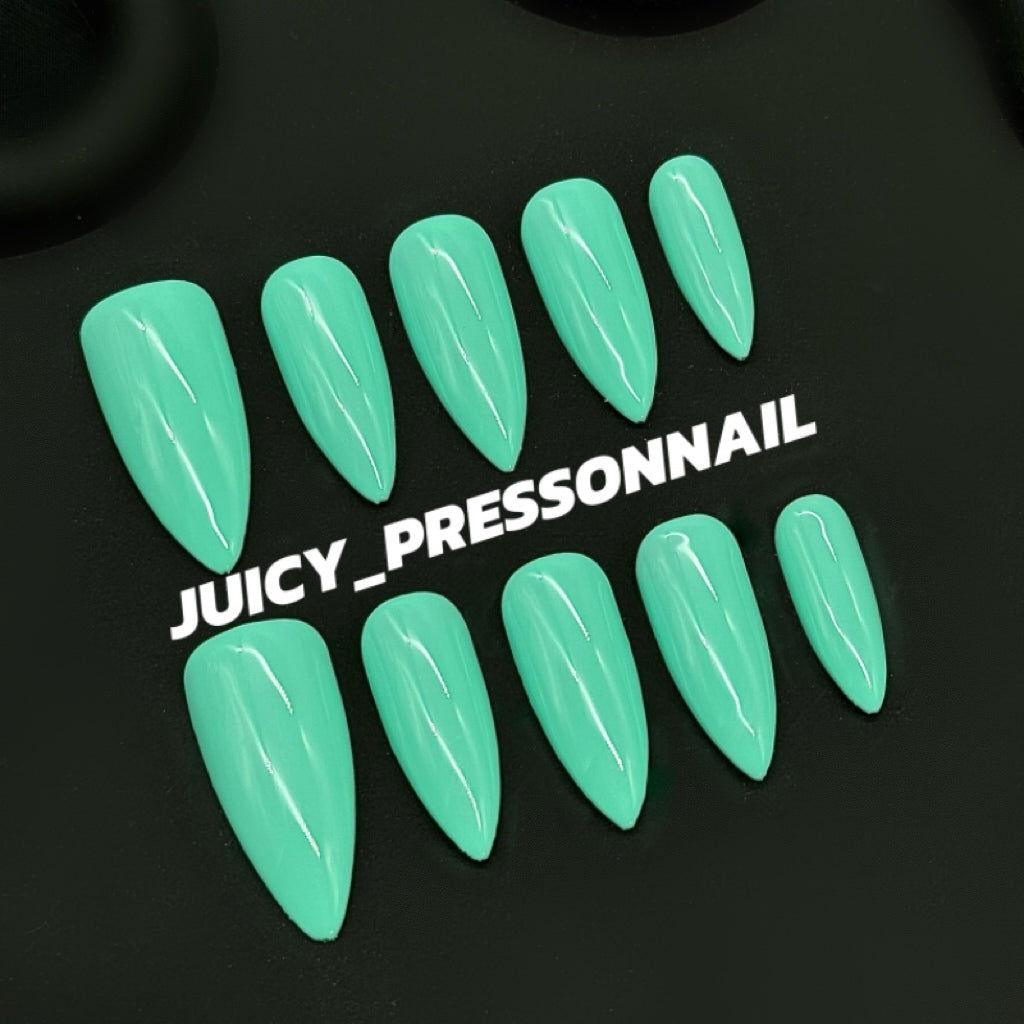 Hailey's same fluorescent green minimalist spicy girl nail - JUICY Pressonnail - 