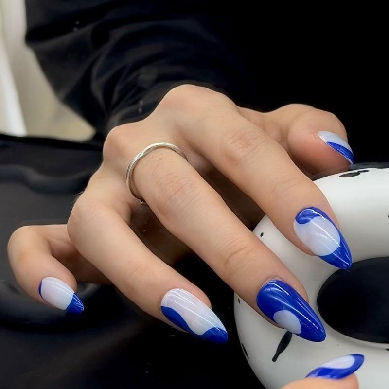 Transparent bottom Blue shaped almond manicure - JUICY Pressonnail - 