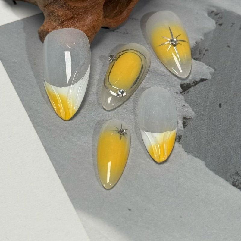 Yellow metallic techno manicure - JUICY Pressonnail - 