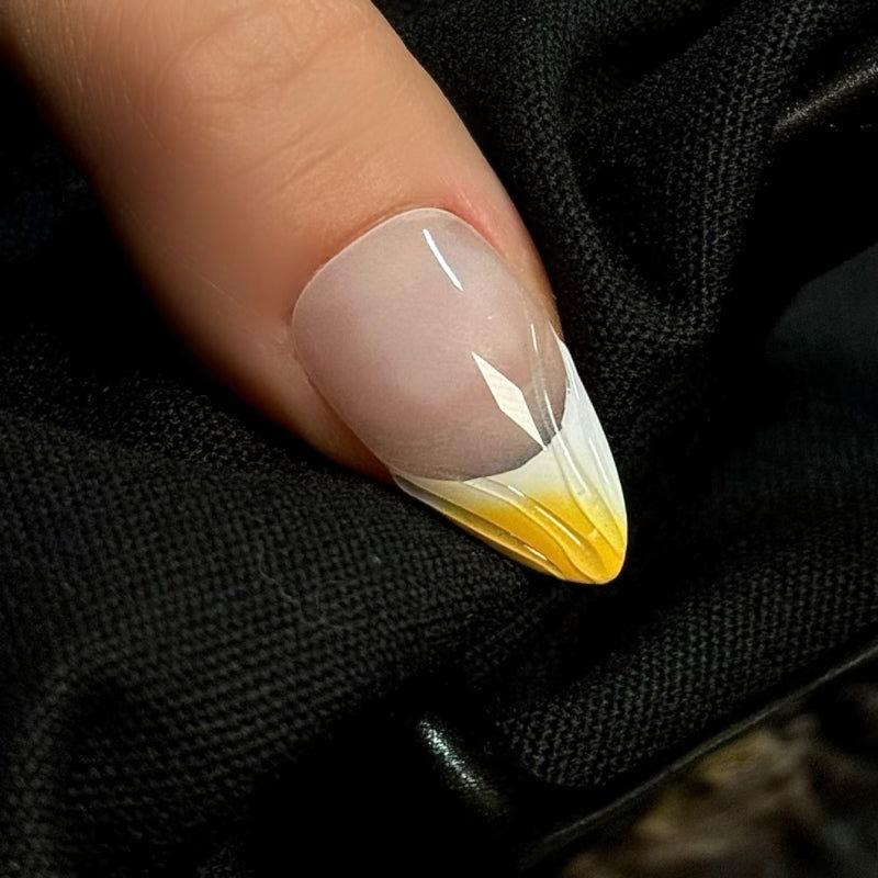 Yellow metallic techno manicure - JUICY Pressonnail - 